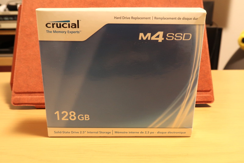 crusial M4 SSD 128GB外箱