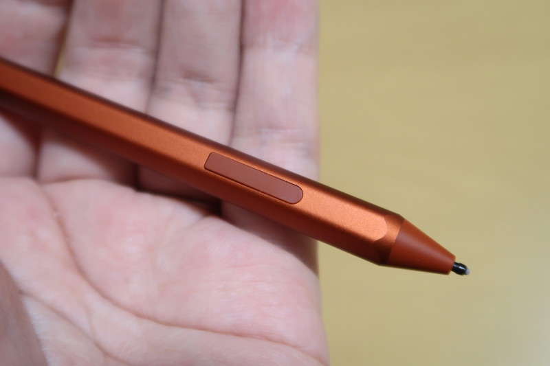 Surface Pen側面のマグネット